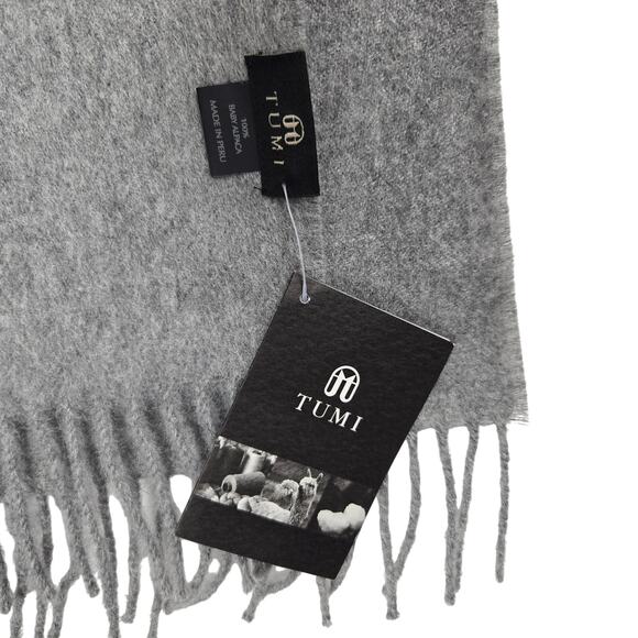 Tumi NWT Baby Alpaca Gray Fringed Scarf  New with Tags #817 - Picture 2 of 4